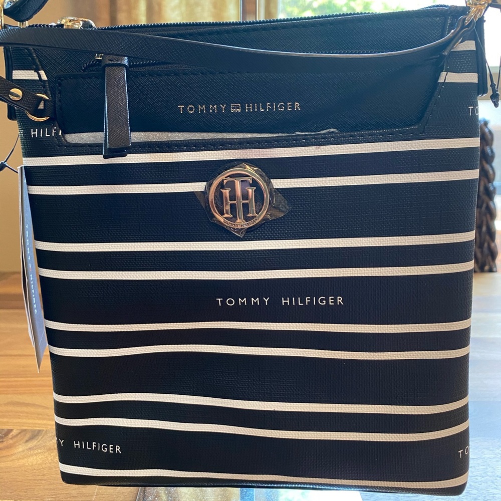 Tommy Hilfiger Crossbody w/ Pouch
